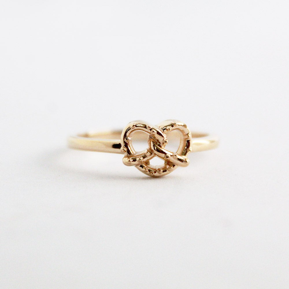 Pretzel Ring